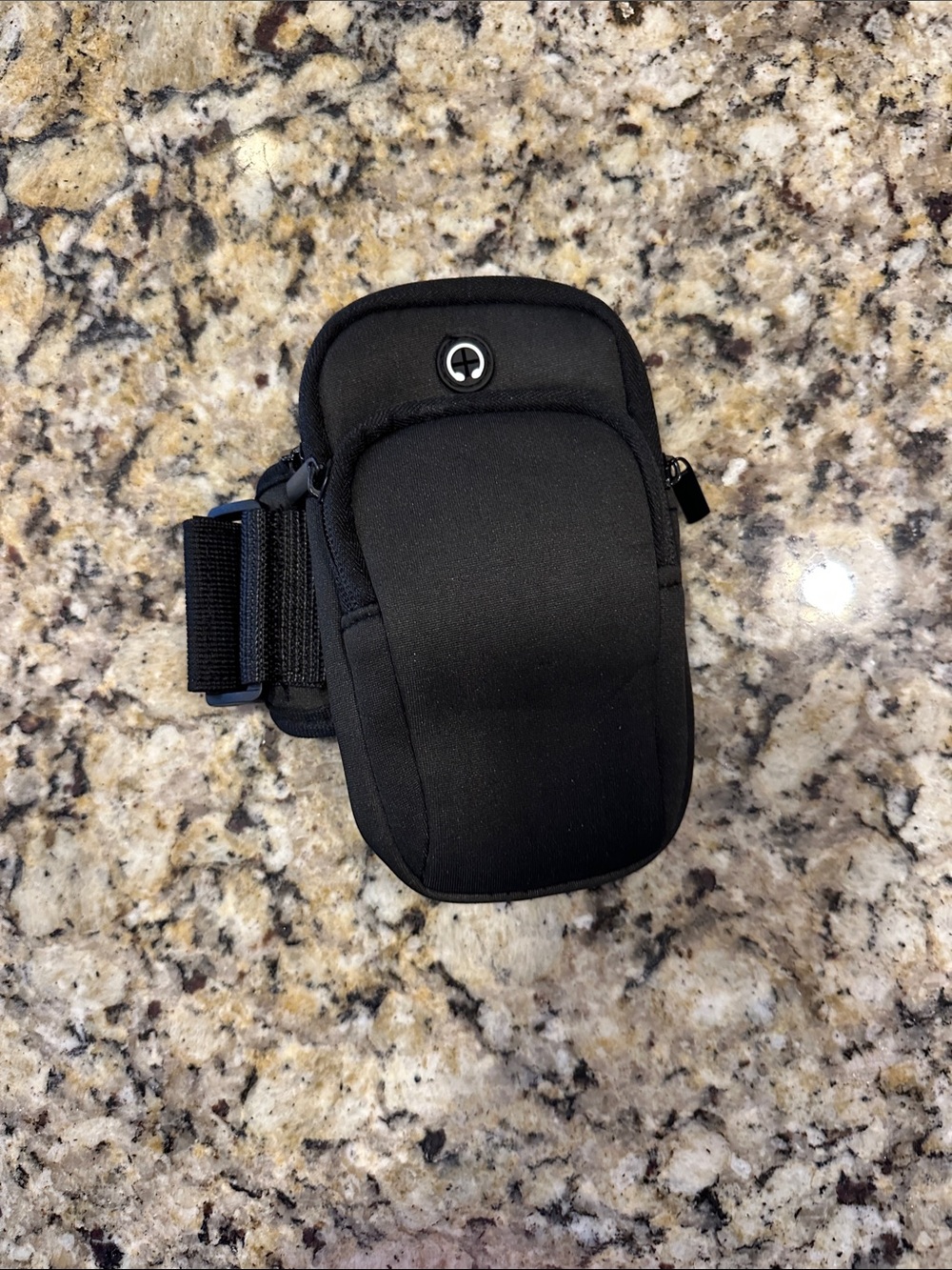 Running pouch arm band for phone, keys, credit cards, etc.